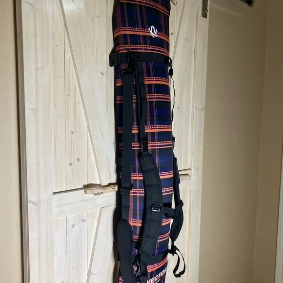 new! waterproof snowboard carrying coverlet B&W Lattice or Fire Plaid neoprene - Picture 13 of 16